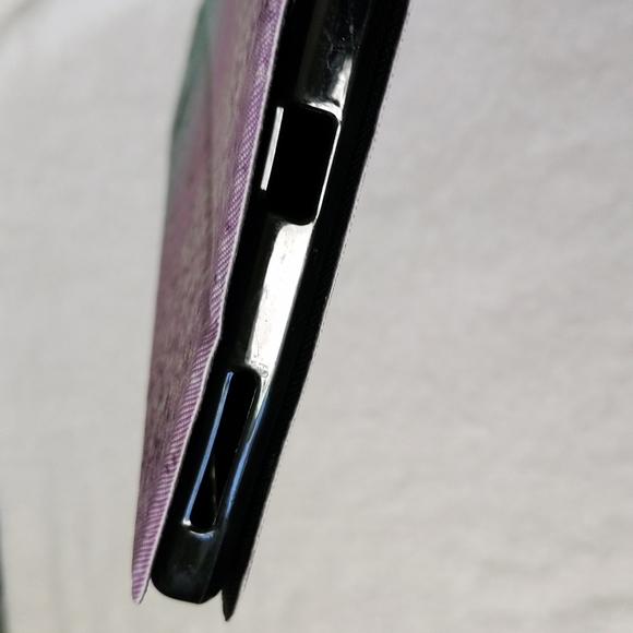 FINAL MARKDOWN Pretty iPad cover - Picture 7 of 8